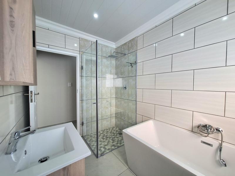 3 Bedroom Property for Sale in Island View Western Cape